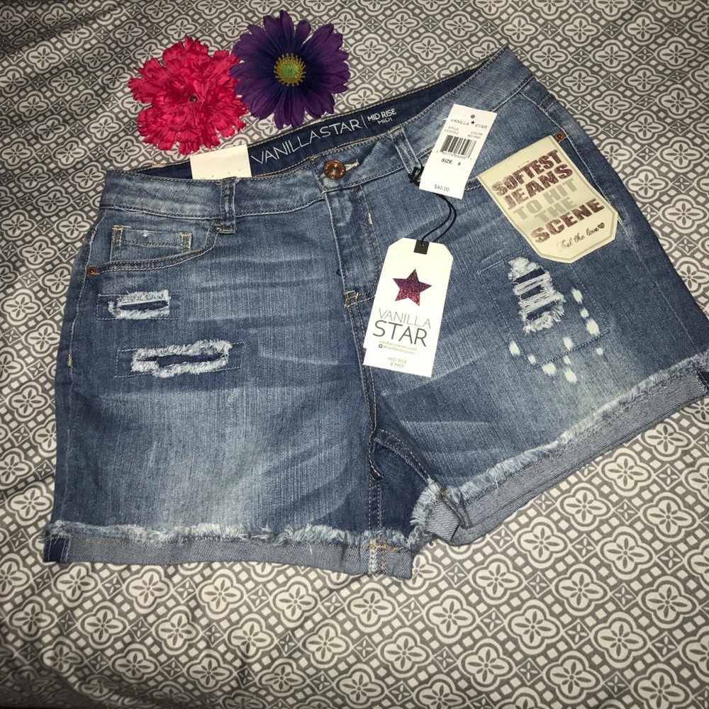 ⭐️ NWT Vanilla Star mid rise midi shorts