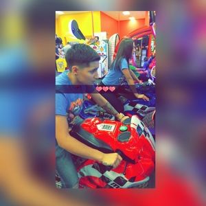 Meet your Posher, Alex