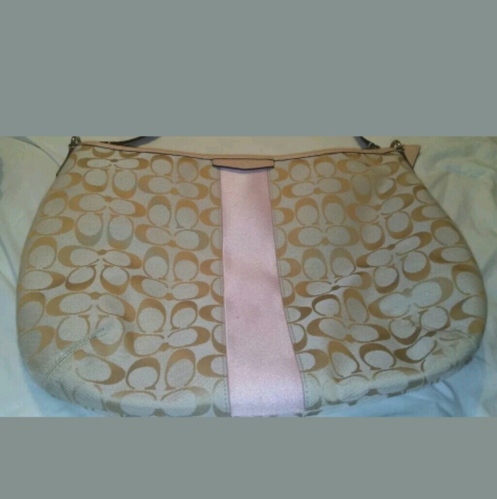 Coach purse used once as shoulder strap