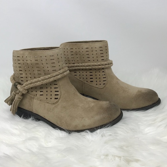 Boho Wrap Around Tassel Ankle Boots - Picture 3 of 7