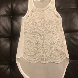 Woman's high low hem top