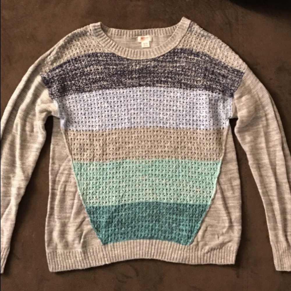 Lovely Mossimo sweater! Gray, Teal and Blue!