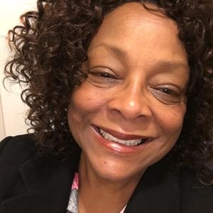 Meet your Posher, Marsha