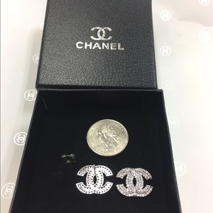 Chanel earring Chanel earring