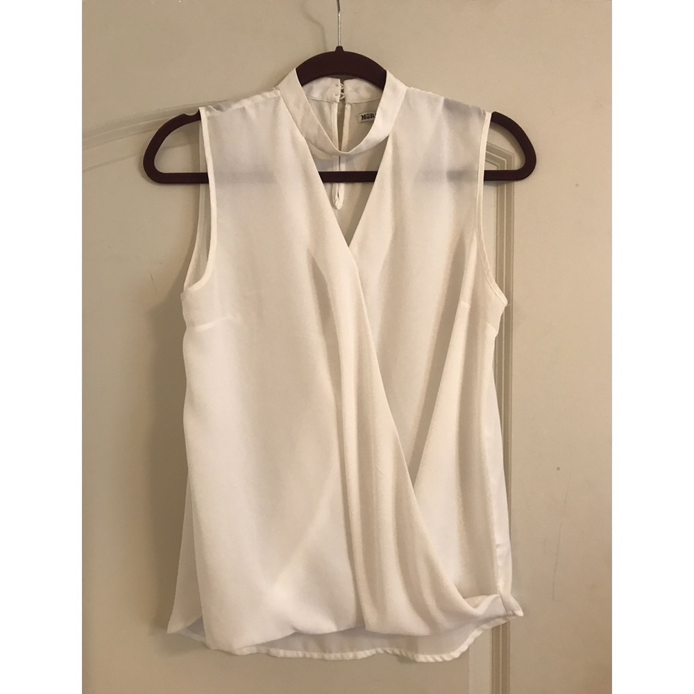 Sleeveless Blouse