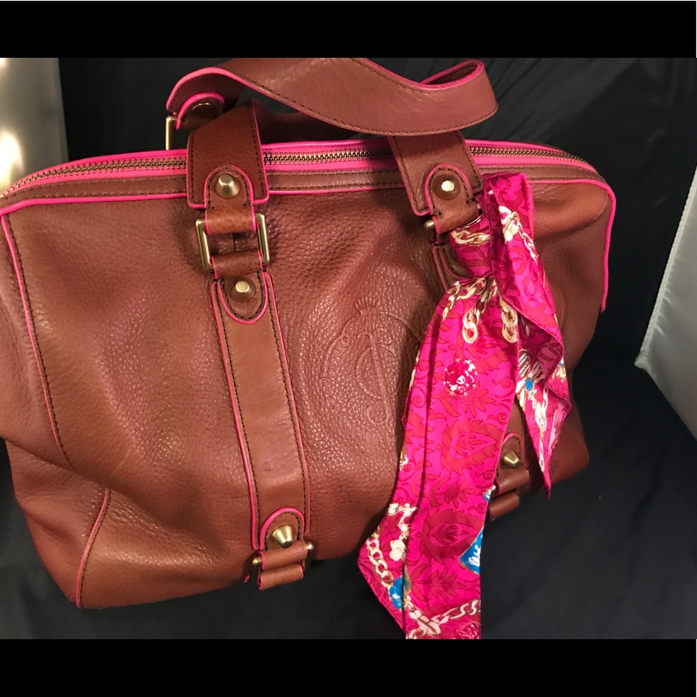 Stunning and beautiful Juicy Couture bag!!!!