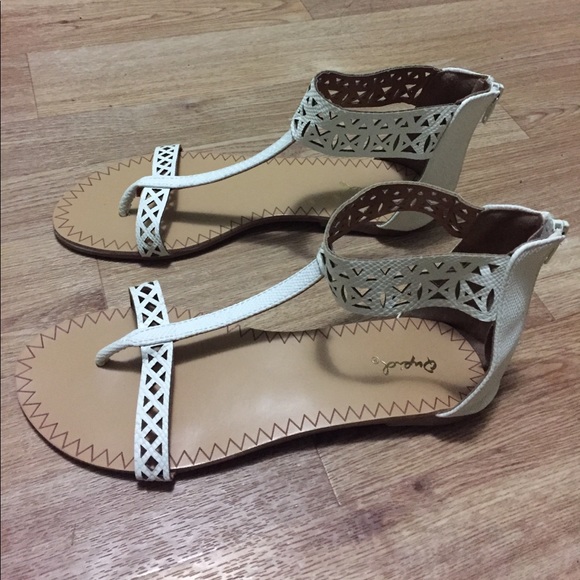 WOMEN'S SANDALS - Picture 2 of 3
