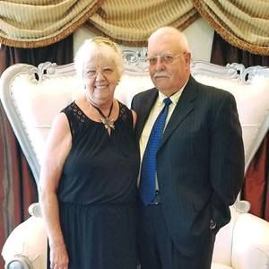 Meet your Posher, Donna corrie