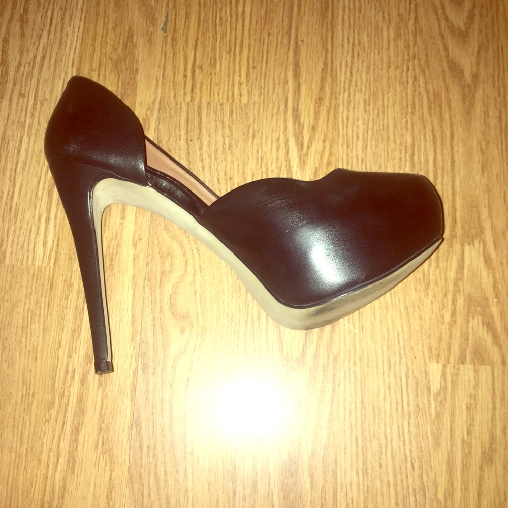 Steve Madden high heel pumps