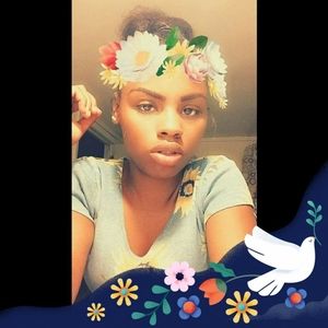 Meet your Posher, Fatima