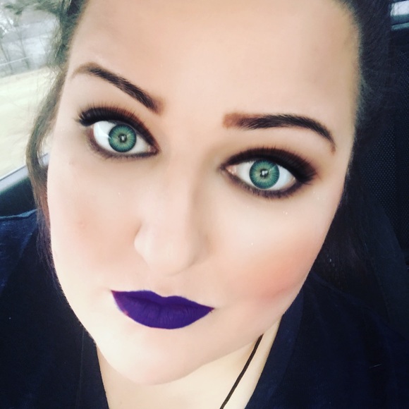 MEET THE POSHER - Picture 5 of 7