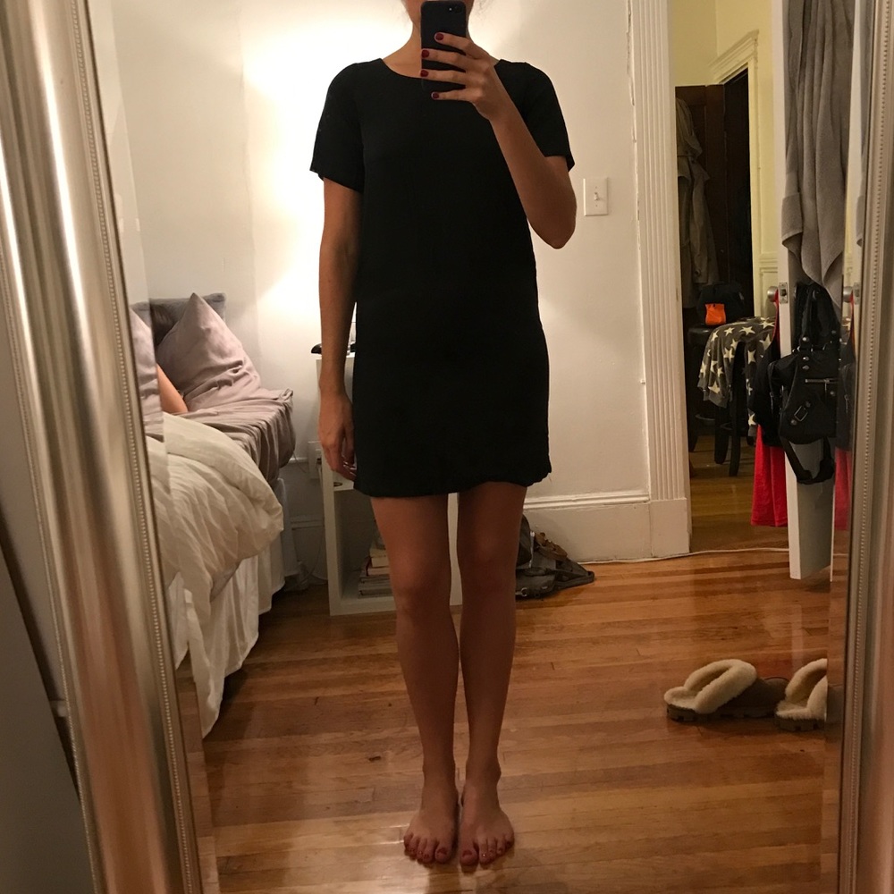 Little black dress 🎀