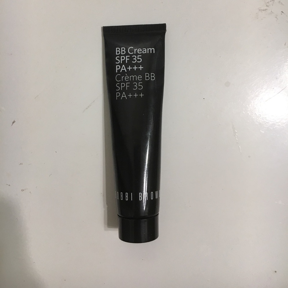 Bobbi Brown BB creme in Light