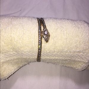 Glittery Serpentine bracelet