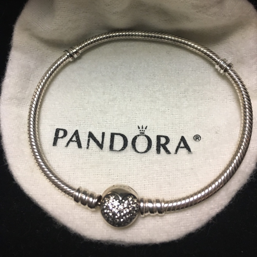 ✨SALE✨ Pandora Rhinestone Heart Bracelet