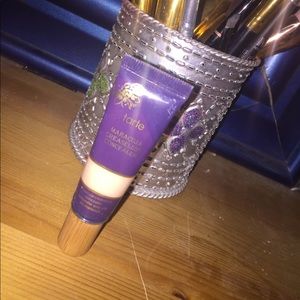 Tarte Maracuja creaseless  fairly light neutral