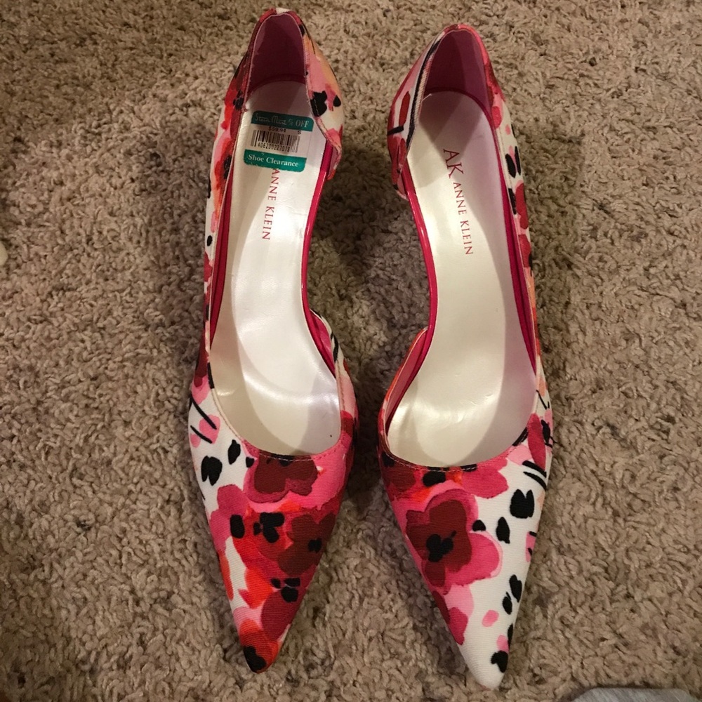 Anne Klein Floral Kitten Heels