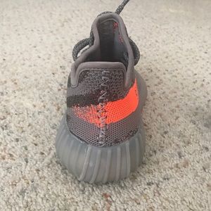 Yeezy V2 “Beluga” UA Version