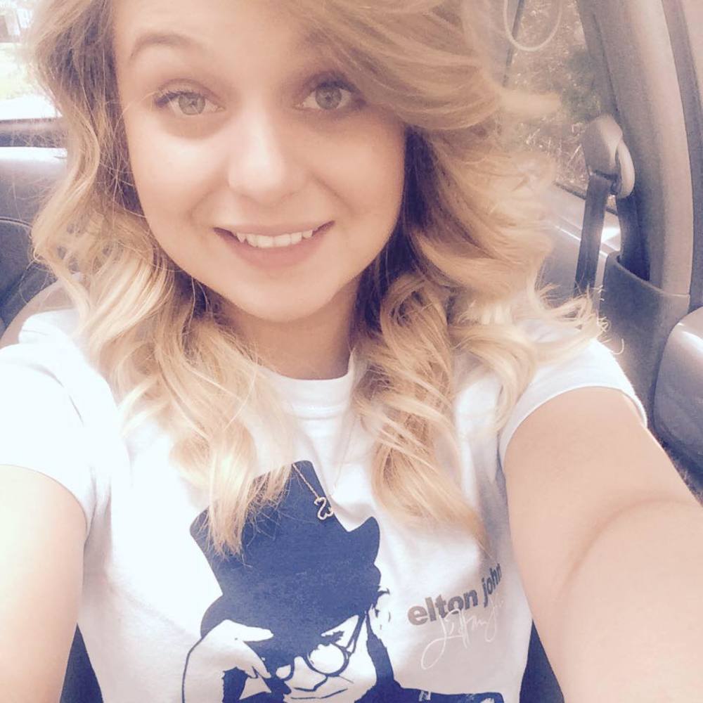 Meet your Posher, Anna