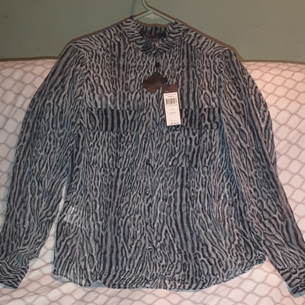 🌹HP🌹 BCBG Max Azria Anderson top size small