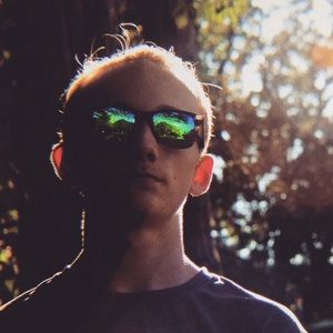 Meet your Posher, Alex