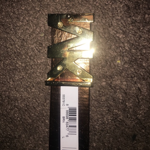 Fresh out the box - Picture 3 of 3