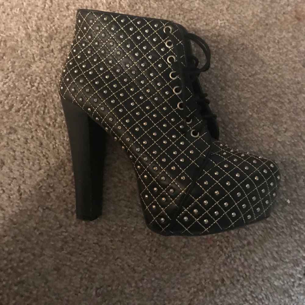 Charlotte Russ platform studded 👠