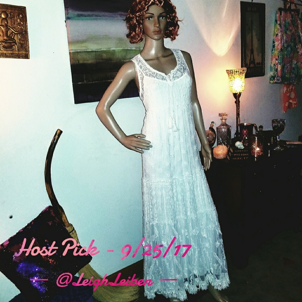 🎉HP🎉Tempo Paris Embroidered Boho Lace Maxi Dress