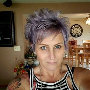 Meet your Posher, Sheila