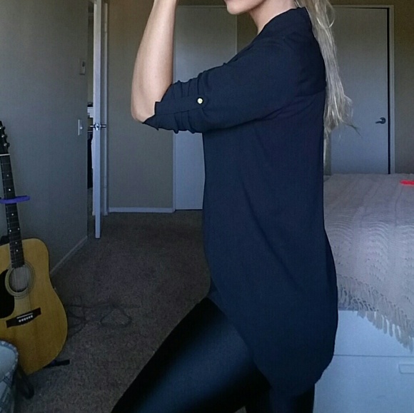 Mossimo Supply Co. High Low Tunic Top in Black - Picture 2 of 4