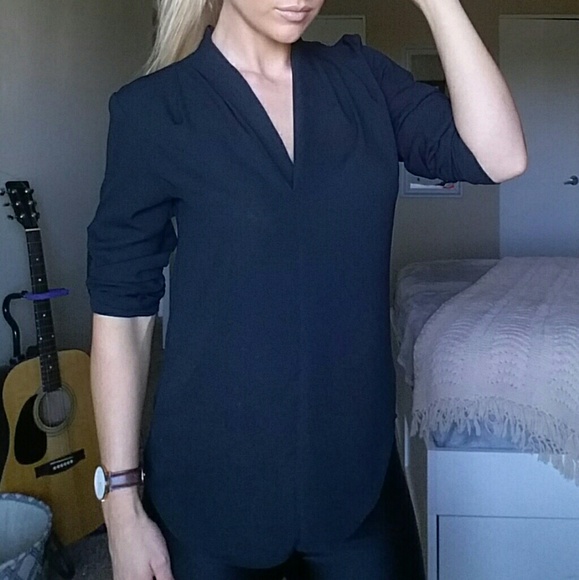 Mossimo Supply Co. High Low Tunic Top in Black - Picture 3 of 4