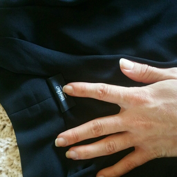 Mossimo Supply Co. High Low Tunic Top in Black - Picture 4 of 4