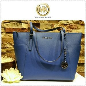 NWT Michael Kors Tote NWT Michael Kors Tote