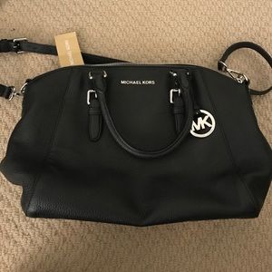 michael kors purse Ciara