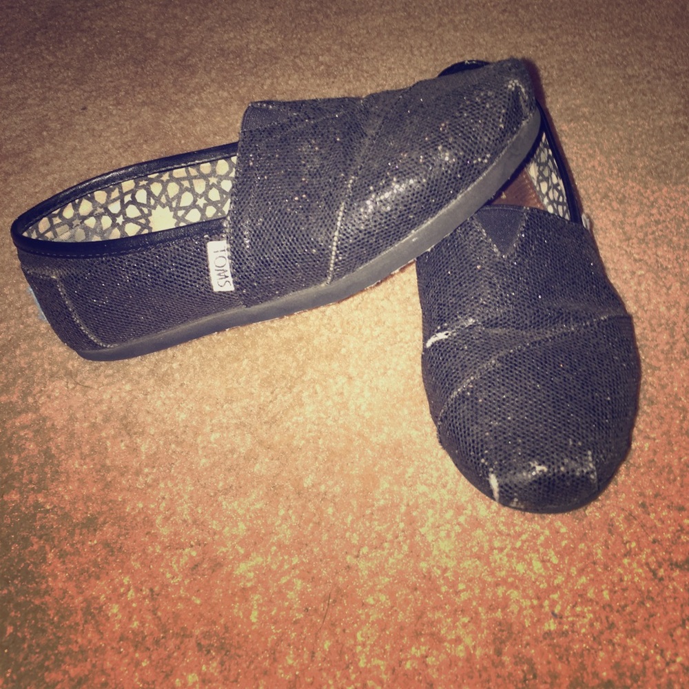 Toms