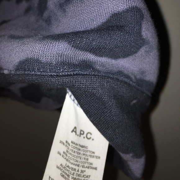 A.P.C camo sweater size small - Picture 3 of 3