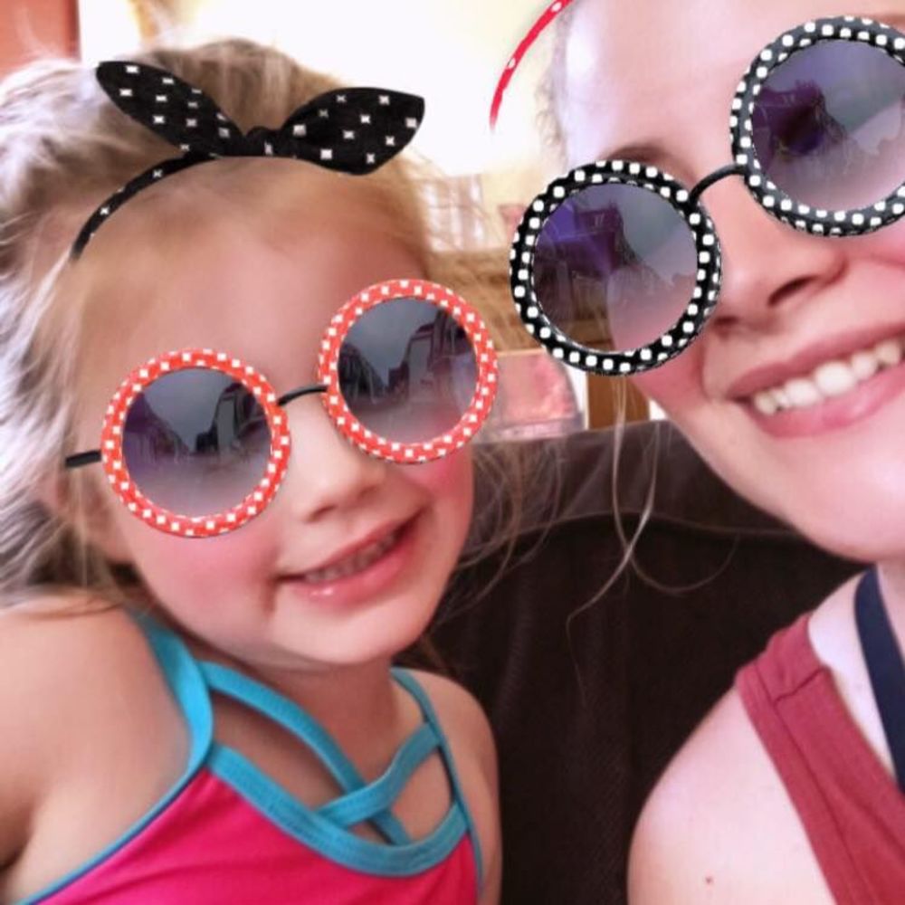 Meet your Posher, Sabrina