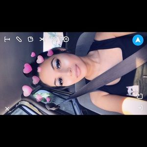 Meet your Posher, Gloria