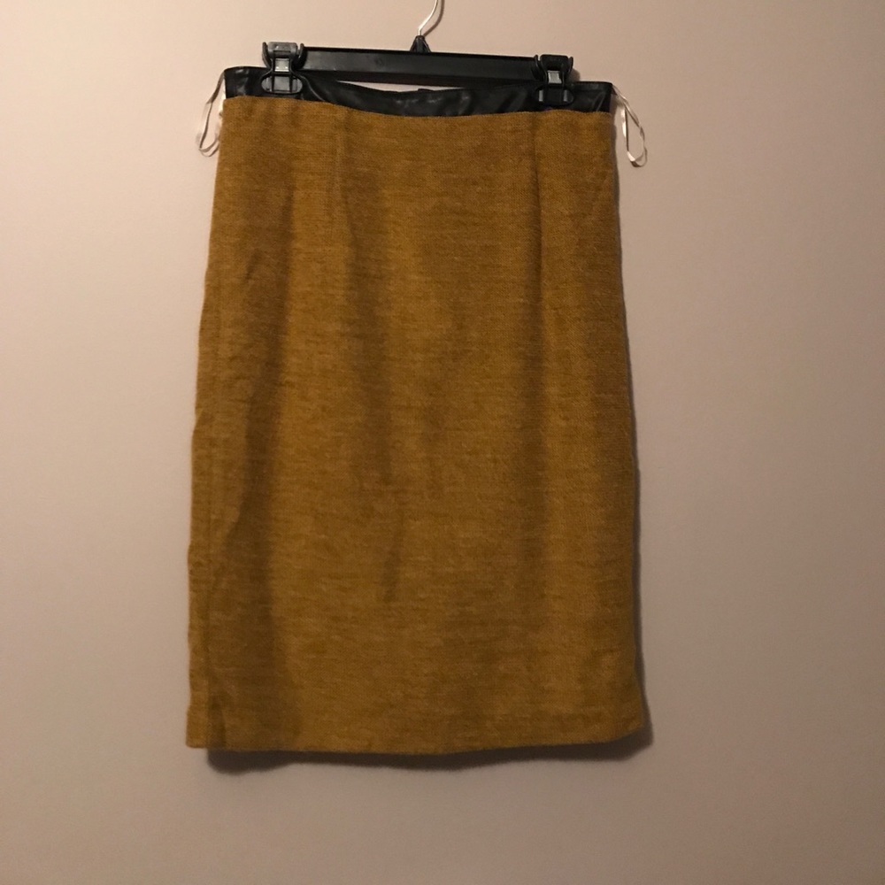 Mustard Sweater skirt
