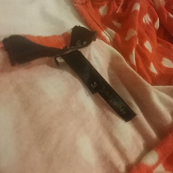 Patterned red shirt - Picture 2 of 3