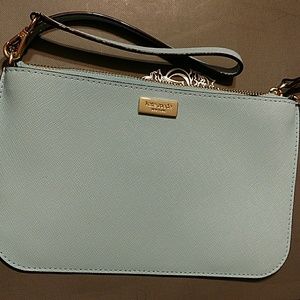 NWOT Kate Spade Wristlet NWOT Kate Spade Wristlet