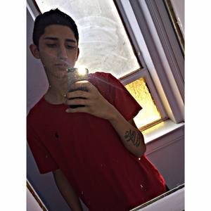 Meet your Posher, Ulises