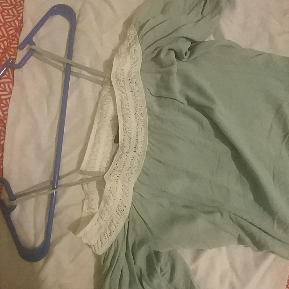 Strappy off shoulder crop