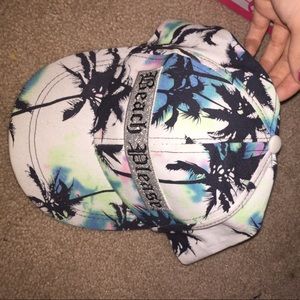 Juicy Couture hat Juicy Couture hat