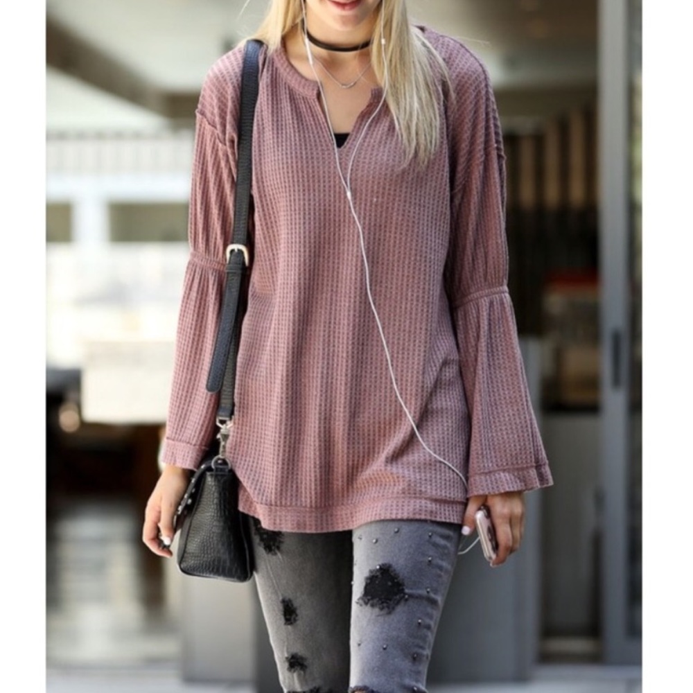 NWT Bell sleeve thermal