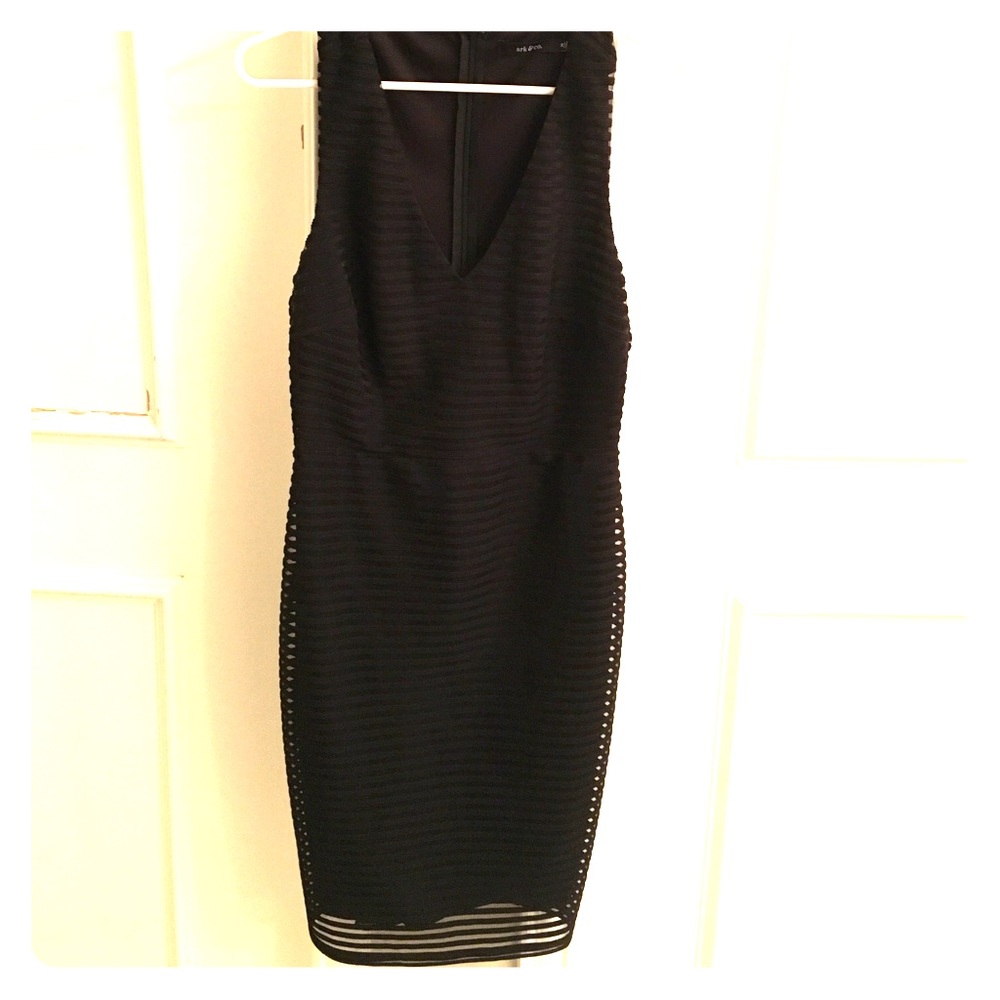 Great dress 4work w/blazer or play with heels.