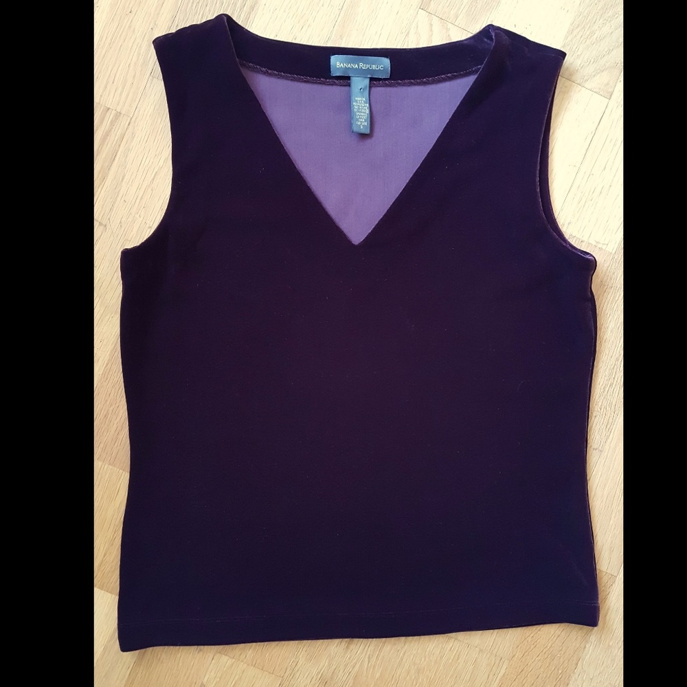 SOLD! Banana Republic velvet top