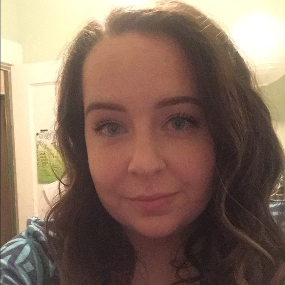 Meet your Posher, Brigid - Picture 1 of 1