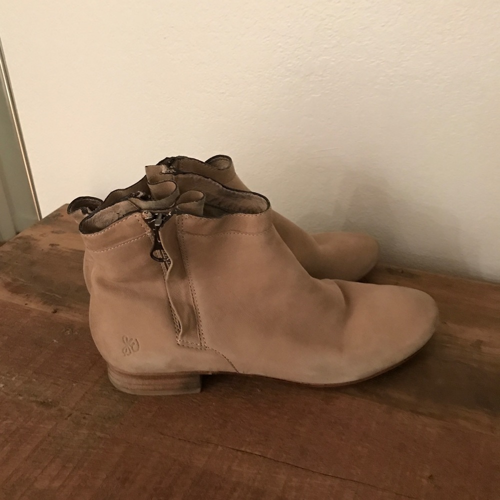 Sam Edelman booties!