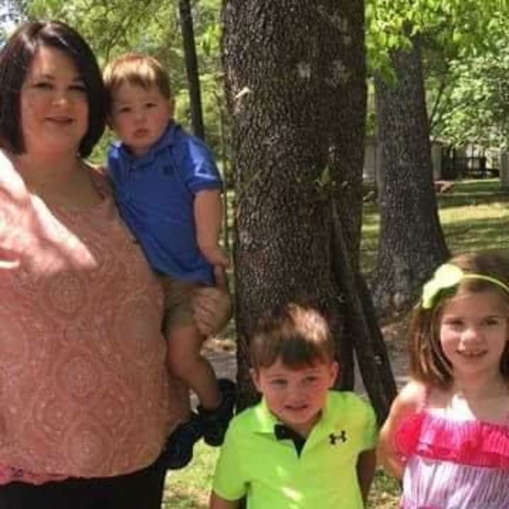 Meet your Posher, Connie